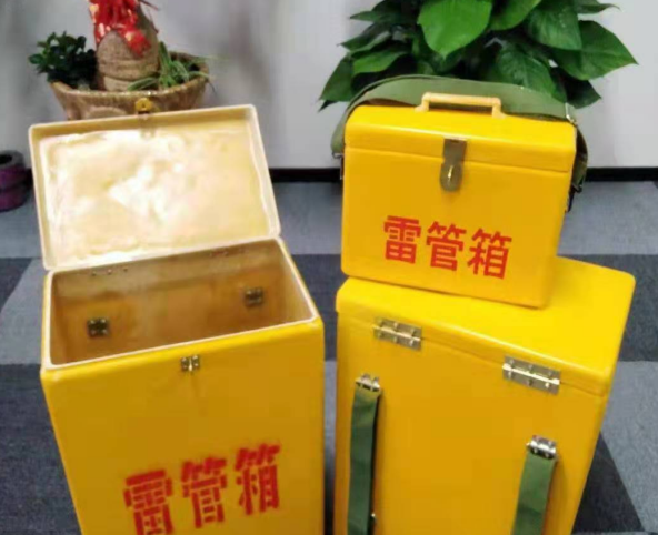 东城玻璃钢雷管箱有哪些特点